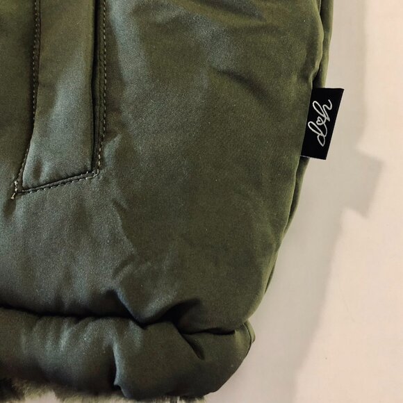 Forever 21 Zip Up Puffer Vest Jacket 2 Way Reversible Plush Trim Size L Green - Picture 8 of 16